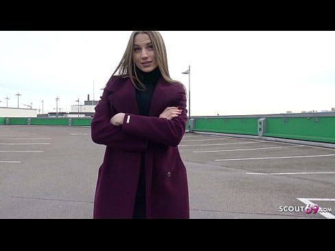 ❤️ German SCOUT bụ igwe na-emetụ nrọ, ebe a na-adọba ụgbọala na sexy maka ego. ❌ Anal video ❌️❤